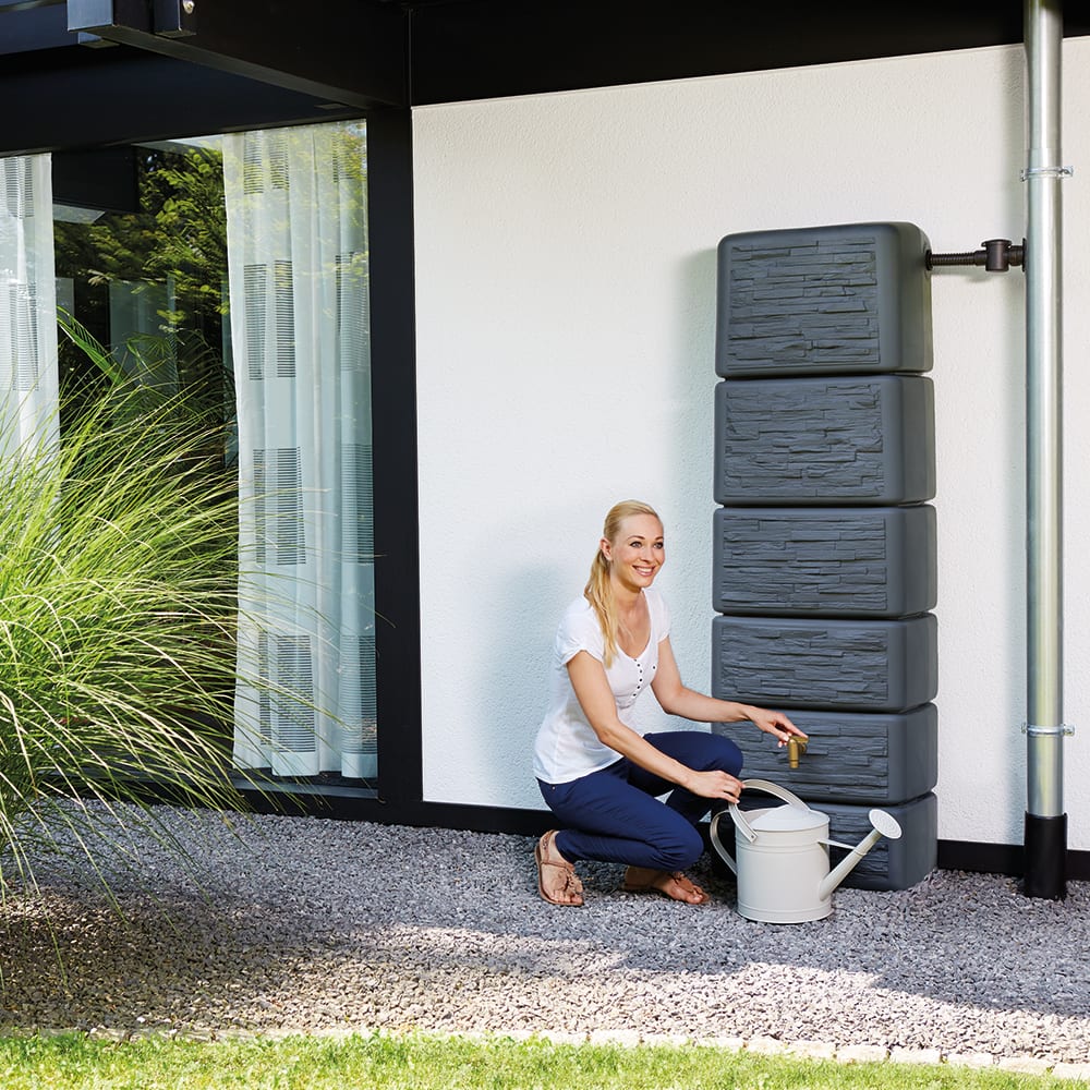 Garantia-Dark-Grey-Slim-Stone-Wall-Tank-300-litres-in-situ-1